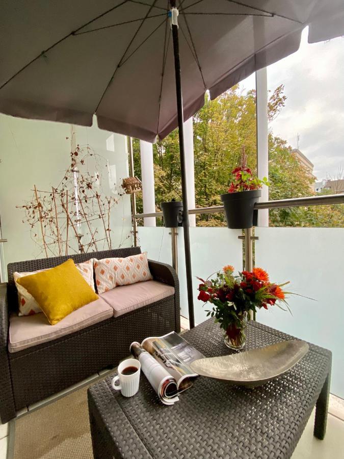 Aravel Suites Wroclaw Ngoại thất bức ảnh