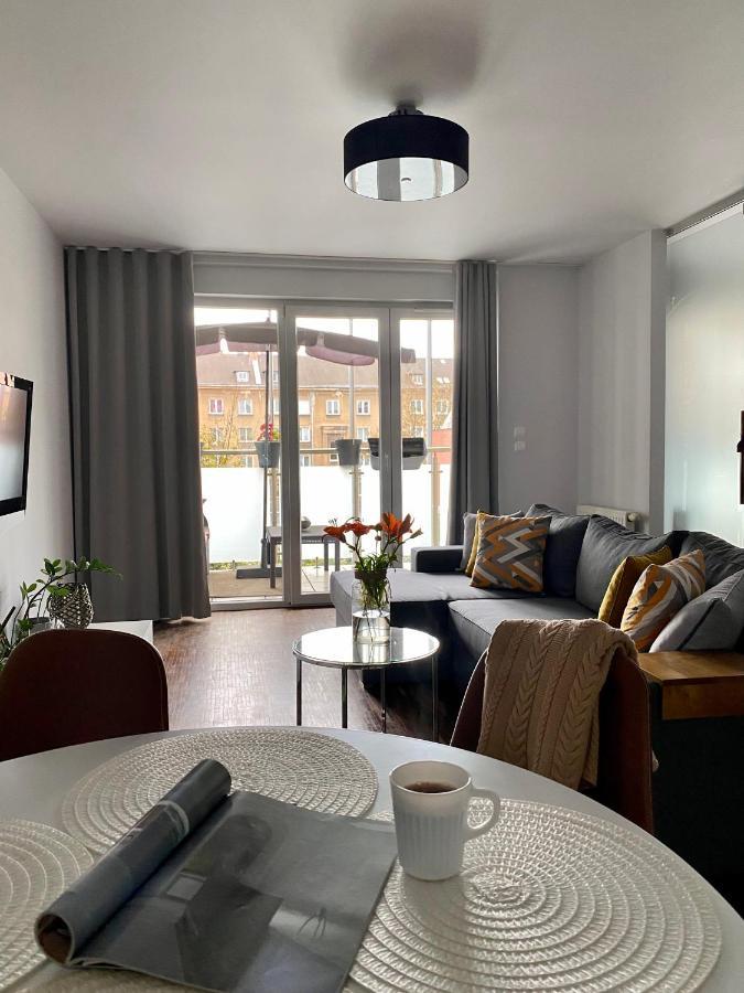 Aravel Suites Wroclaw Ngoại thất bức ảnh