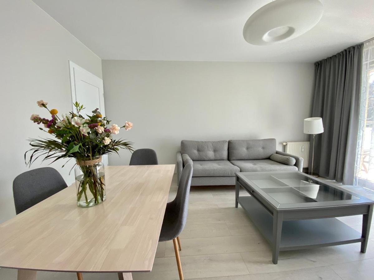 Aravel Suites Wroclaw Ngoại thất bức ảnh