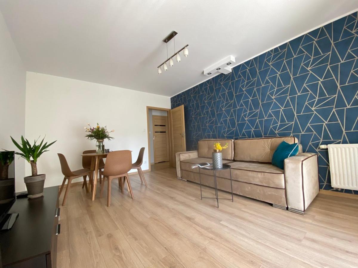 Aravel Suites Wroclaw Ngoại thất bức ảnh