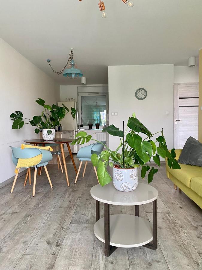 Aravel Suites Wroclaw Ngoại thất bức ảnh