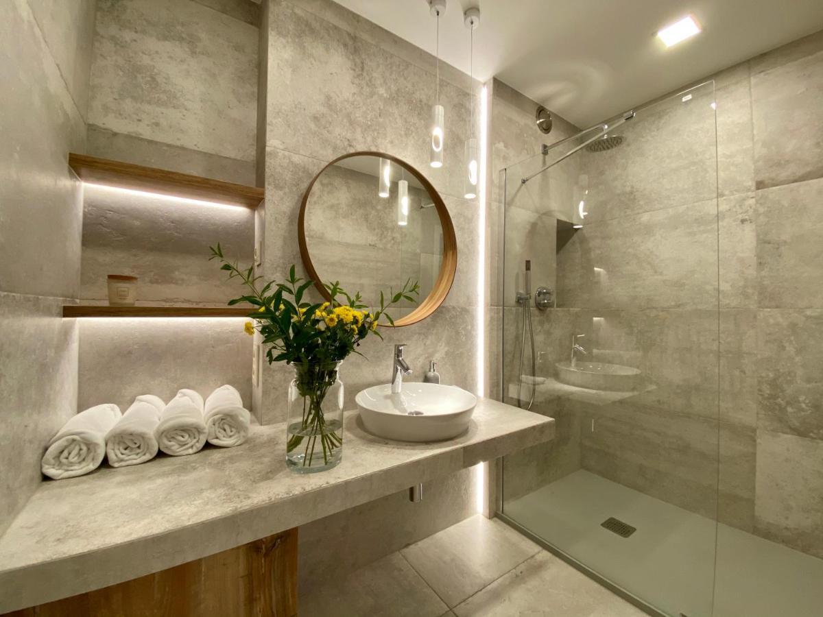 Aravel Suites Wroclaw Ngoại thất bức ảnh