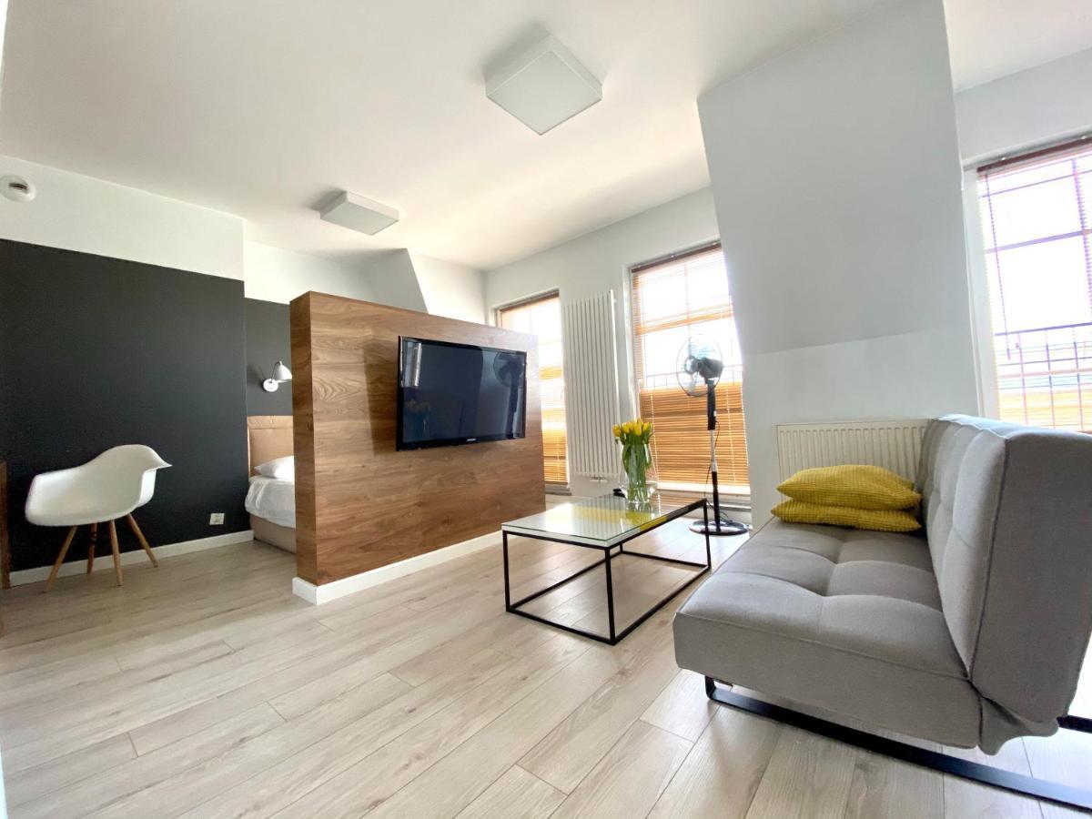 Aravel Suites Wroclaw Ngoại thất bức ảnh