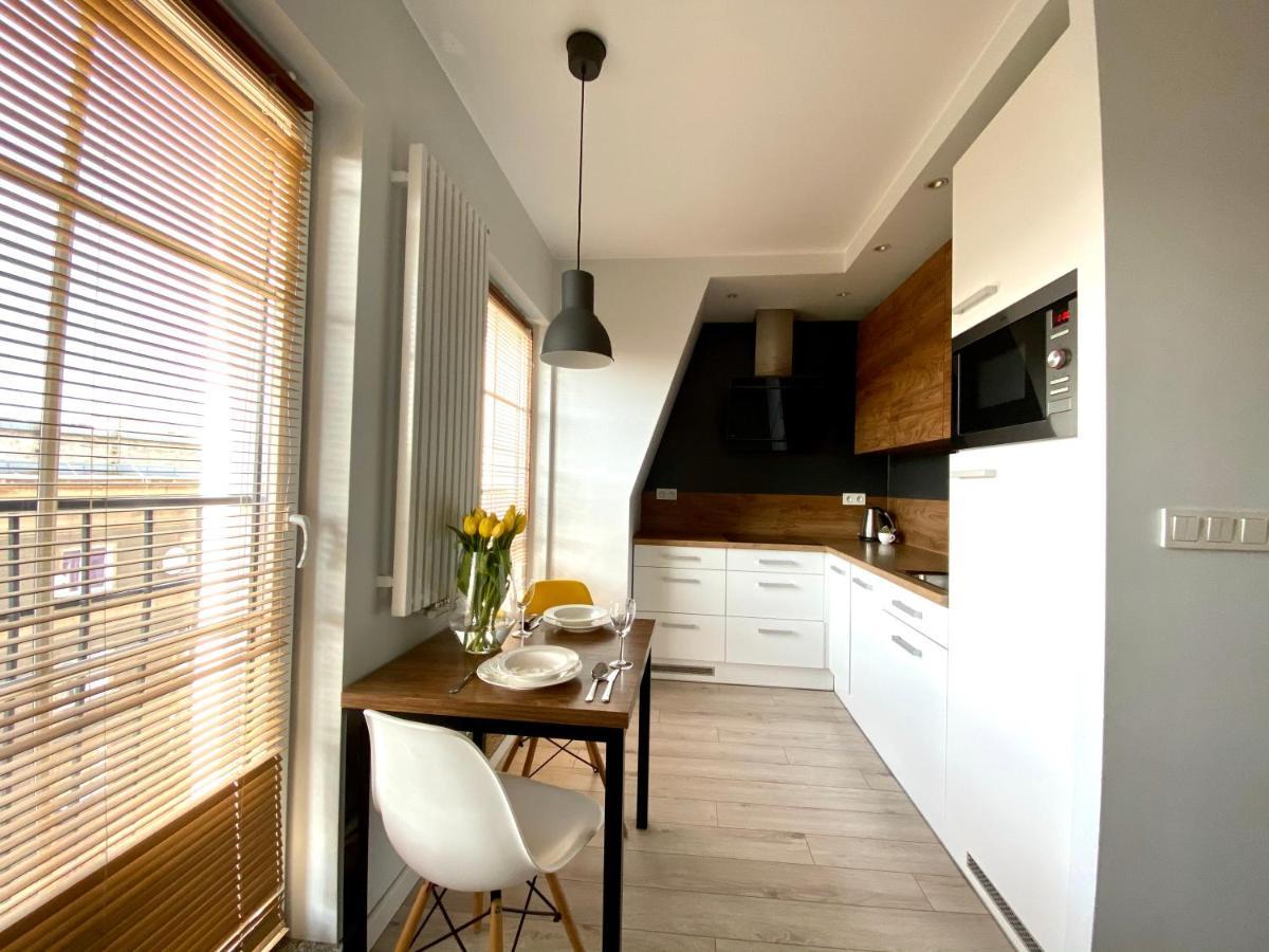 Aravel Suites Wroclaw Ngoại thất bức ảnh
