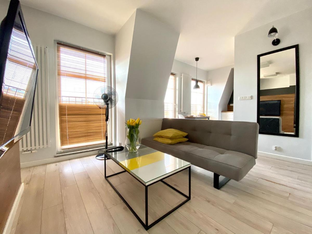 Aravel Suites Wroclaw Ngoại thất bức ảnh